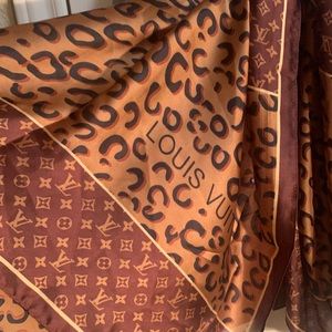 100% LV silk Designer high end scarf